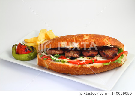 Delicious Turkish Kofte Sandwich (meatballs) isolated white background 140069090