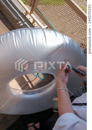 pool, pools, females 140070391