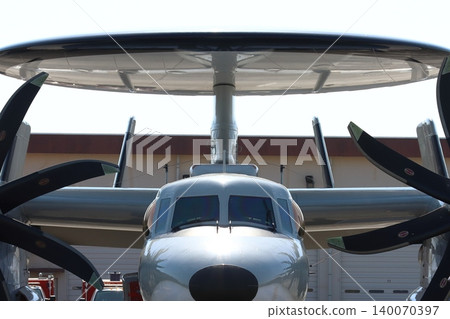 E-2C「鷹眼」預警機 - 地面展示 E-2C「鷹眼」預警機 - 地面展示 140070397