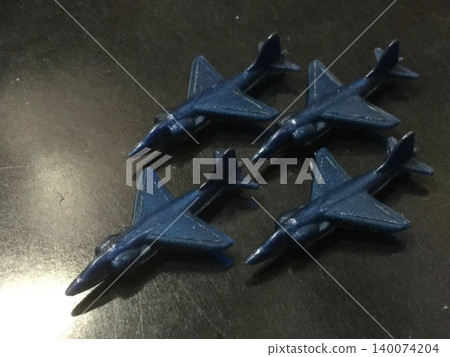 My miniature model kit collection: British Royal Air Force Hawker Siddeley Harrier My miniature model kit collection: British Royal Air Force Hawker Siddeley Harrier 140074204