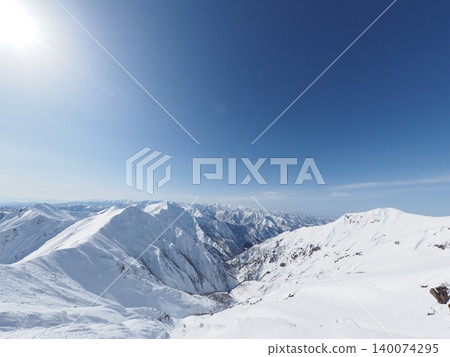 Mount Tanigawa in mid-February (Minakami Town, Gunma Prefecture and Yuzawa Town, Niigata Prefecture) 140074295
