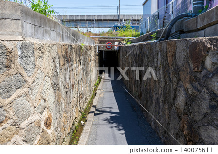 古老而美麗的日本鐵路設施 古老而美麗的日本鐵路設施 140075611