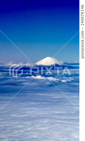 Mount Fuji and the Southern Alps from an airplane overlooking a sea of clouds Mount Fuji and the Southern Alps from an airplane overlooking a sea of clouds 140076146