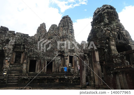 Angkor Wat Bayon Angkor Wat Bayon 140077965