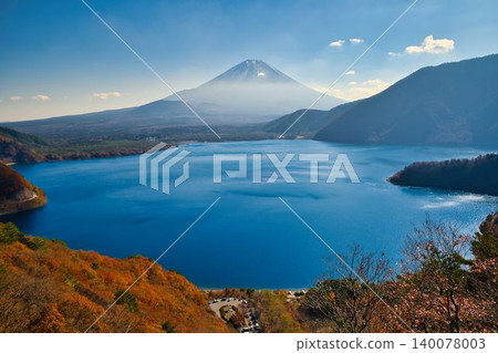 Lake Motosu in autumn and Mt. Fuji Lake Motosu in autumn and Mt. Fuji 140078003