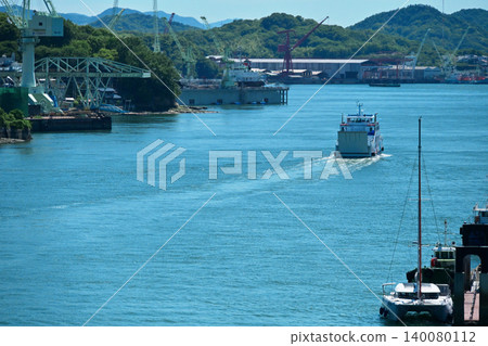 瀨戶內海夏季海上之旅!搭乘渡輪更添冒險感。 瀨戶內海夏季海上之旅!搭乘渡輪更添冒險感。 140080112