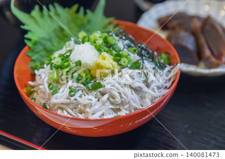 初夏美食-白魚飯 初夏美食-白魚飯 140081473
