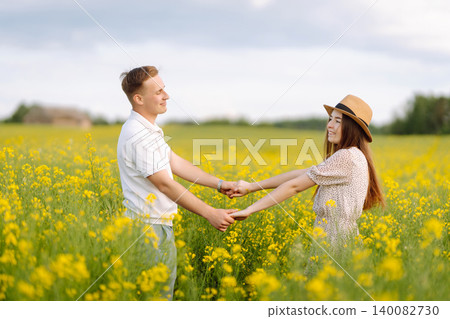 Happy men and women in style enjoy the time spent together. The concept of love, test, relationship. Happy men and women in style enjoy the time spent together. The concept of love, test, relationship. 140082730