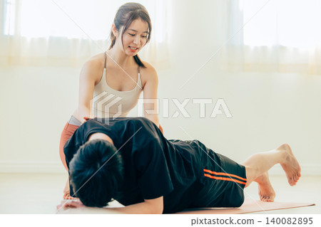 私人健身房 140082895