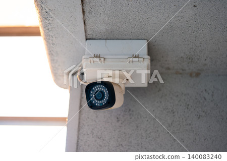 CCTV camera on white background with home security system concept CCTV camera on white background with home security system concept 140083240