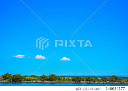 The blue sea and sky of Tokyo Bay The blue sea and sky of Tokyo Bay 140084177