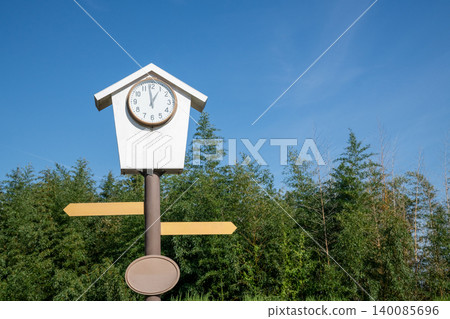 Park clock/cuckoo clock image Park clock/cuckoo clock image 140085696