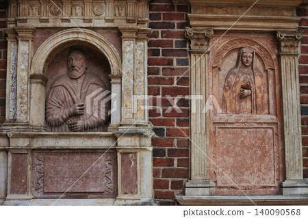 statue, bronze, sculpture, urban, city, souvenir shop statue, bronze, sculpture, urban, city, souvenir shop 140090568