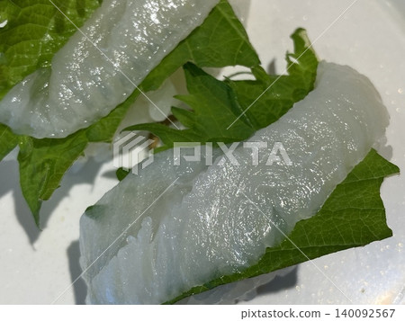Food 140092567
