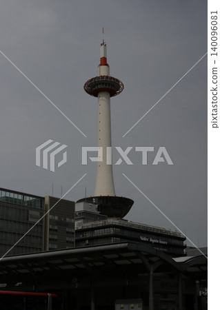 京都塔 140096081