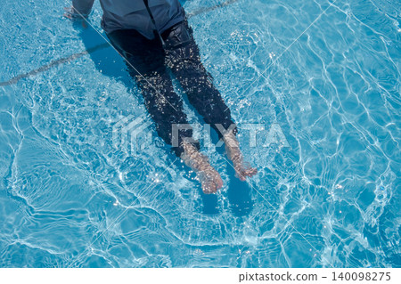 pool, pools, female 140098275