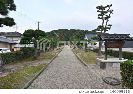 Emperor Shomu's Sahoyama South Mausoleum (Horen-cho, Nara City, Nara Prefecture) Emperor Shomu's Sahoyama South Mausoleum (Horen-cho, Nara City, Nara Prefecture) 140099116