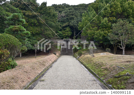 聖武天皇佐保山南陵（奈良縣奈良市法蓮町） 140099118