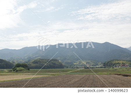 The tranquil rural scenery of Itoshima The tranquil rural scenery of Itoshima 140099623