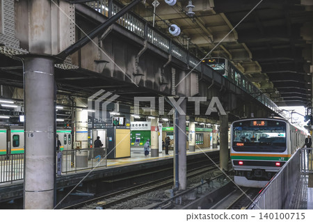 April 25 2026 Ueno Station Platform Interior With Bronze Statue 140100715