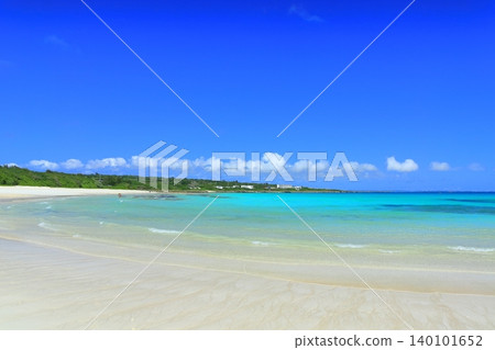 [Okinawa Prefecture] Sunny Watoguchi Beach on Irabu Island (Miyako Island) 140101652