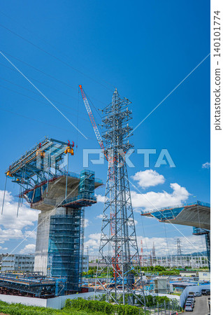 大阪府高槻市建設中的新名神高速公路 大阪府高槻市建設中的新名神高速公路 140101774