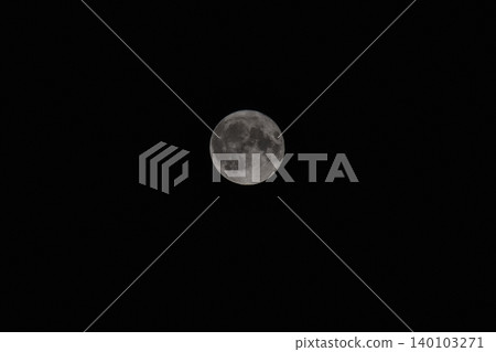full moon full moon 140103271