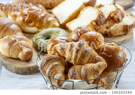Lots of delicious-looking bread lined up 140103349