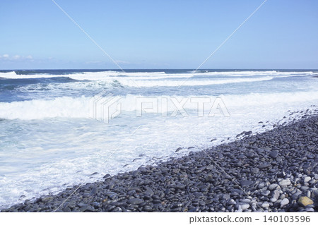 Nariishi Beach, Kotoura Town, Tottori Prefecture Nariishi Beach, Kotoura Town, Tottori Prefecture 140103596