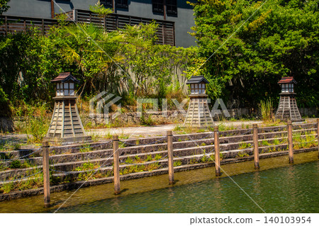 [Kyoto Scenery] The fresh green scenery of Horikawa in Fushimi, a sake-producing region. 140103954