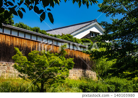 【京都風景】伏見縣堀川的清新翠綠景色,伏見縣是清酒產區。 【京都風景】伏見縣堀川的清新翠綠景色,伏見縣是清酒產區。 140103980