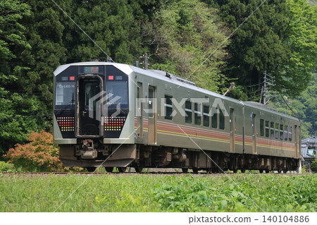 [JR East] GV-E400 series (Ban'etsu West Line: Mikawa to Igarashi) 140104886