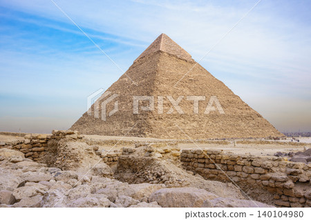 The Pyramid of Menkaure in Giza, Egypt The Pyramid of Menkaure in Giza, Egypt 140104980