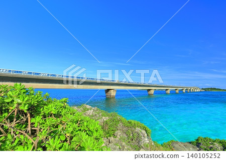 [Okinawa Prefecture] Ikema Ohashi Bridge on a clear day (Miyako Island) 140105252