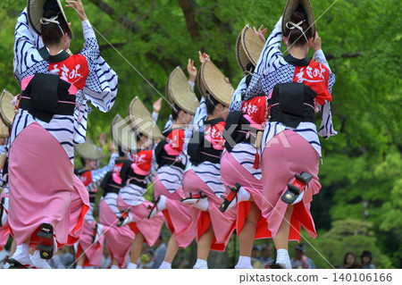 Awa Odori Spring Festival "Tokushima Castle Awa Odori" - Female Dancers from Famous Troupes Awa Odori Spring Festival "Tokushima Castle Awa Odori" - Female Dancers from Famous Troupes 140106166