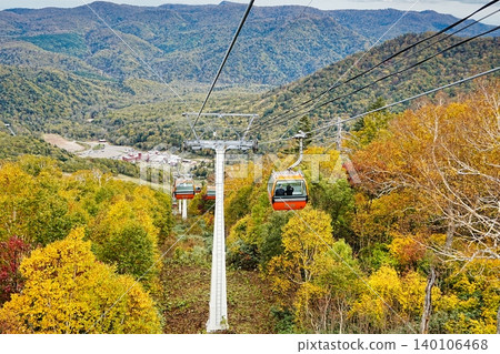 Sapporo Kokusai Ski Resort Autumn Festival - Scenery of the autumn foliage from the gondola Sapporo Kokusai Ski Resort Autumn Festival - Scenery of the autumn foliage from the gondola 140106468