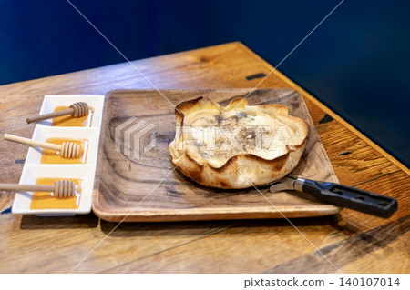 Quattro Formaggi 配生蜂蜜 Quattro Formaggi 配生蜂蜜 140107014