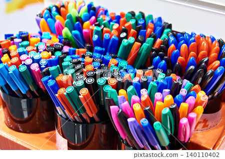 Colored pens in shop 140110402