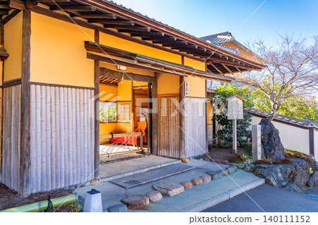 京都東山餐廳「山莊京大和」（水光館所在地：桂小五郎和坂本龍馬曾在此召開水光館會議，夢想推翻幕府）。 140111152