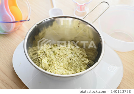 一杯抹茶、烏古斯麵粉和米粉 140113758