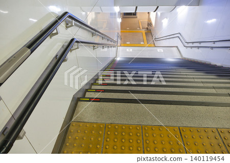 Station stairs, Keio Line; Empty station platform, Keio Line; Platform stairs, Inadazutsumi Station, Fuchu Station Station stairs, Keio Line; Empty station platform, Keio Line; Platform stairs, Inadazutsumi Station, Fuchu Station 140119454