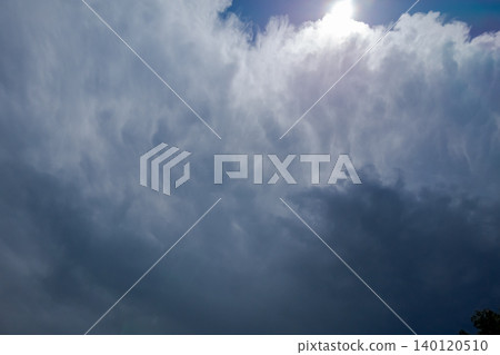 天空 陰天 多雲 140120510
