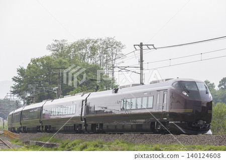 JR東日本E655系列列車 JR東日本E655系列列車 140124608