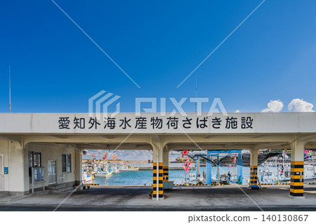 從田原市（愛知縣）眺望赤羽漁港 140130867