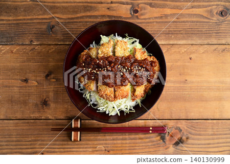 在米的味噌豬肉炸肉排 在米的味噌豬肉炸肉排 140130999
