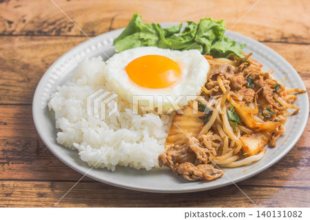 Pork kimchi and fried egg lunch Pork kimchi and fried egg lunch 140131082