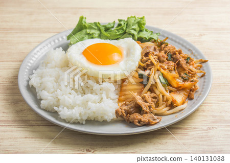 Pork kimchi and fried egg lunch Pork kimchi and fried egg lunch 140131088
