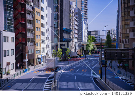 Traffic on Meiji Street [City Image] 140131329