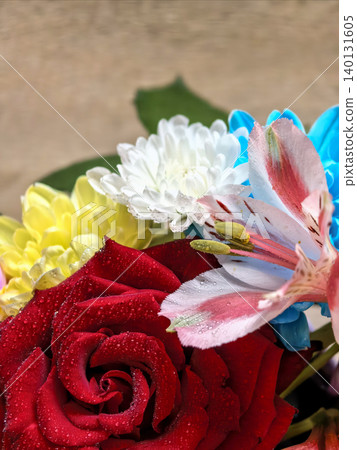 Rose Lily And Chrysanthemum Bouquet With Dew Rose Lily And Chrysanthemum Bouquet With Dew 140131605