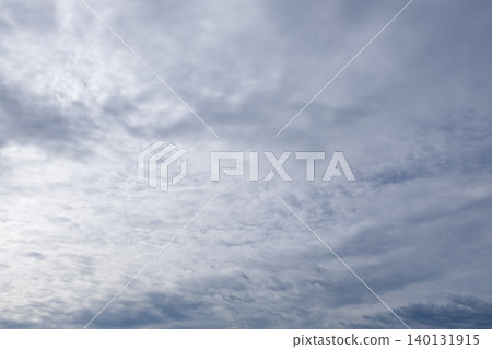 The screen is filled with the expressive texture of fine clouds. The screen is filled with the expressive texture of fine clouds. 140131915